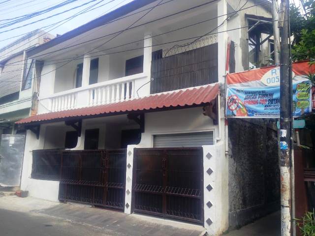 Dijual rumah kost AC Lokasi Strategis