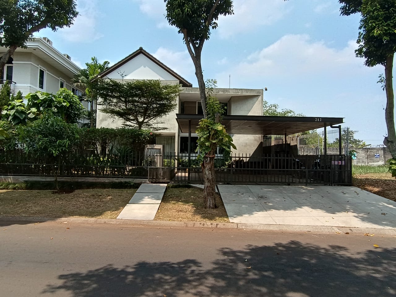 Rumah Lippo Karawaci